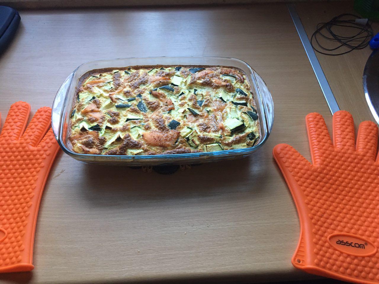 zucchini-lachs-auflauf-low-carb